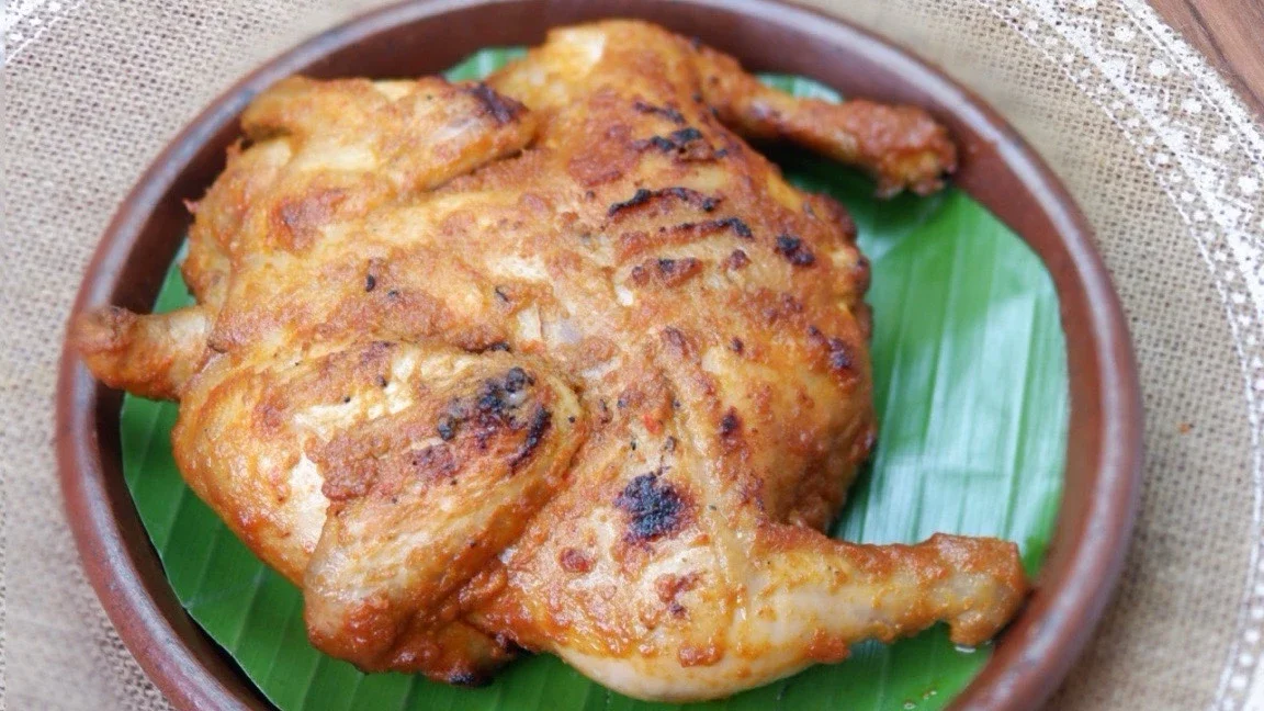 Ayam Taliwang: Pedas Gurih Ayam Bakar Khas Lombok yang Menggugah Selera